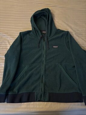 Patagonia Green Zip-Up Hooded Fleece Jacket